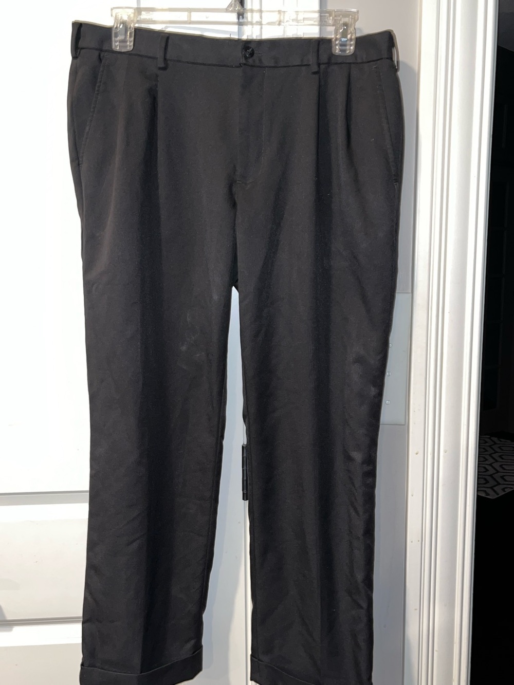 Van Heusen Men’s Dress Pant Cuffed 36/30